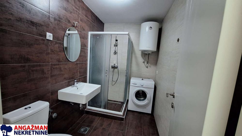 Stan na prodaju u Beogradu, Gornji grad, jednoiposoban, 45m2, cena 160000 evra