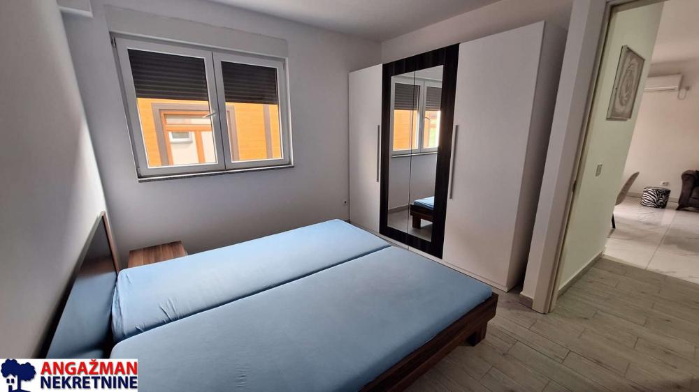 Stan na prodaju u Beogradu, Gornji grad, jednoiposoban, 45m2, cena 160000 evra