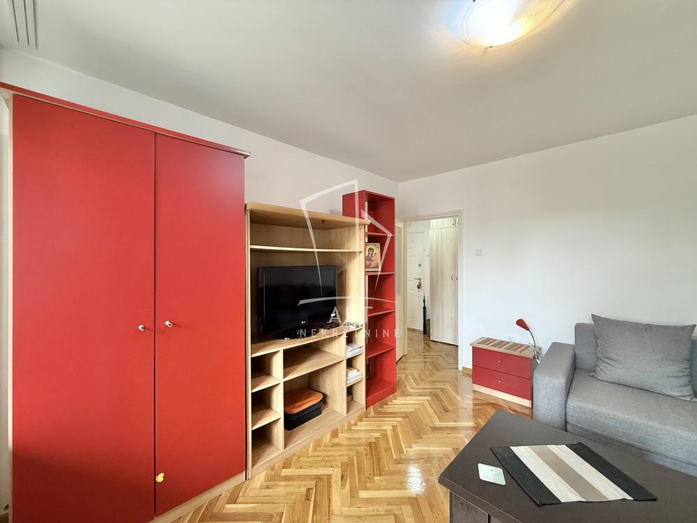 Stan na prodaju u Beogradu, Miljakovac, jednosoban, 36m2, cena 95000 evra