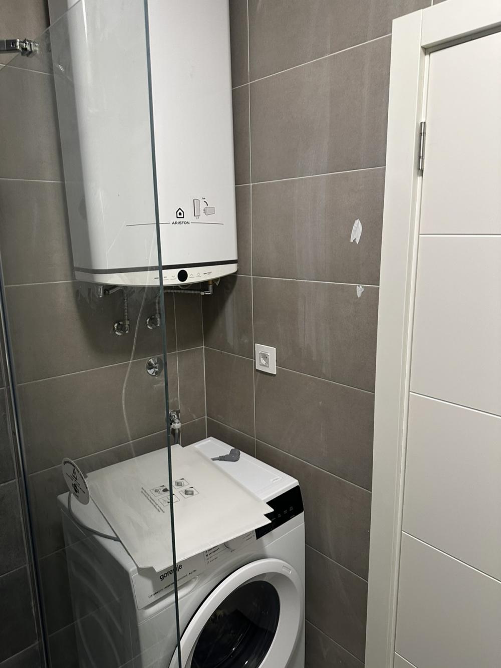 Stan na prodaju u Beogradu, Crveni Krst, dvoiposoban, 62m2, cena 279000 evra
