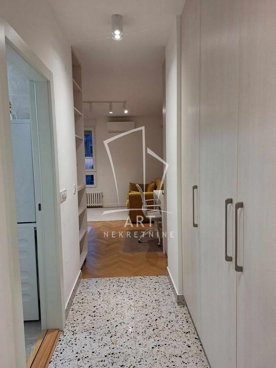 Stan na prodaju u Beogradu, Zvezdara, jednosoban, 30m2, cena 155000 evra