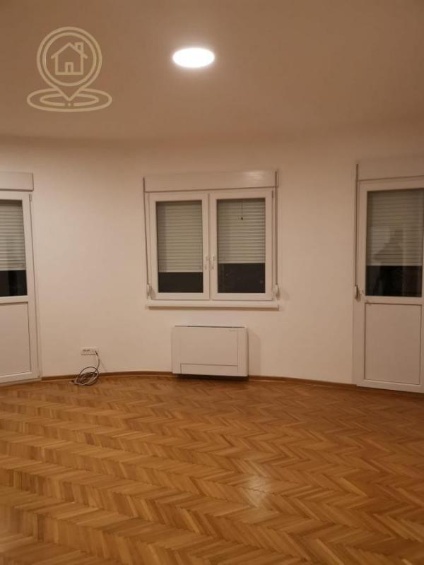 Stan na prodaju u Beogradu, Lion, cetvorosoban, 114m2, cena 550000 evra