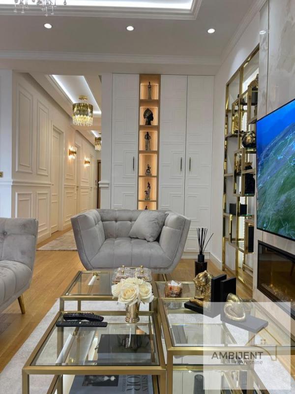 Stan na prodaju u Beogradu, Dedinje, cetvorosoban, 175m2, cena 950000 evra