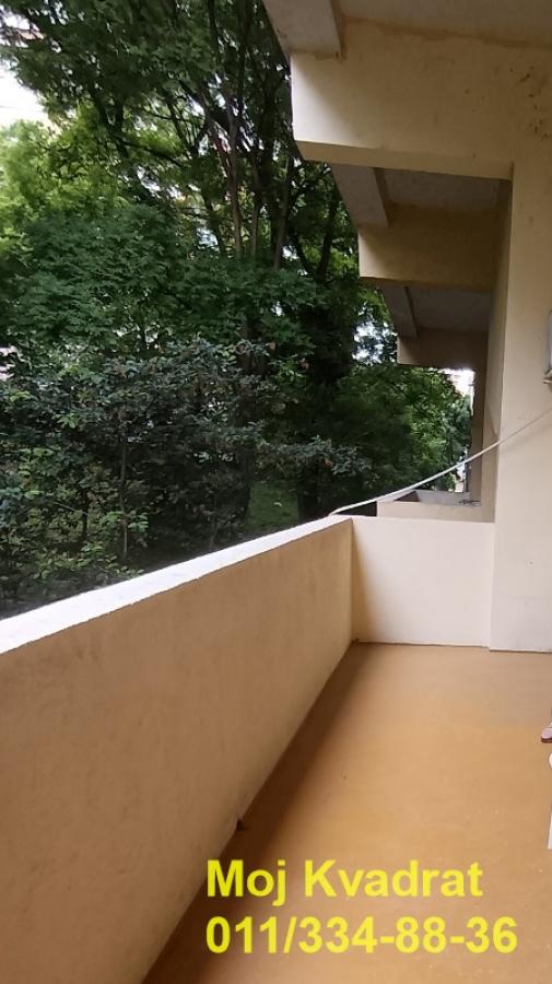 Stan na prodaju u Beogradu, Karaburma, dvosoban, 57m2, cena 140500 evra