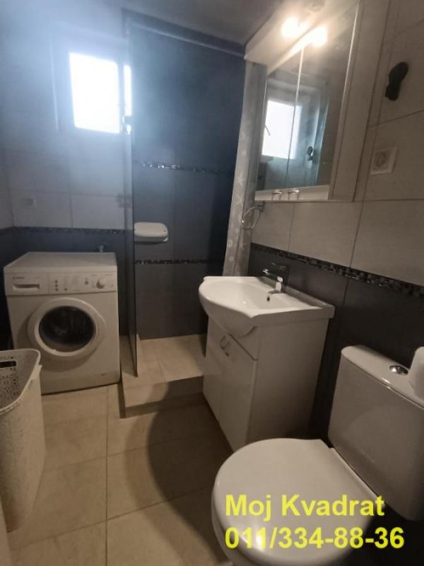 Stan na prodaju u Beogradu, Karaburma, dvosoban, 57m2, cena 140500 evra