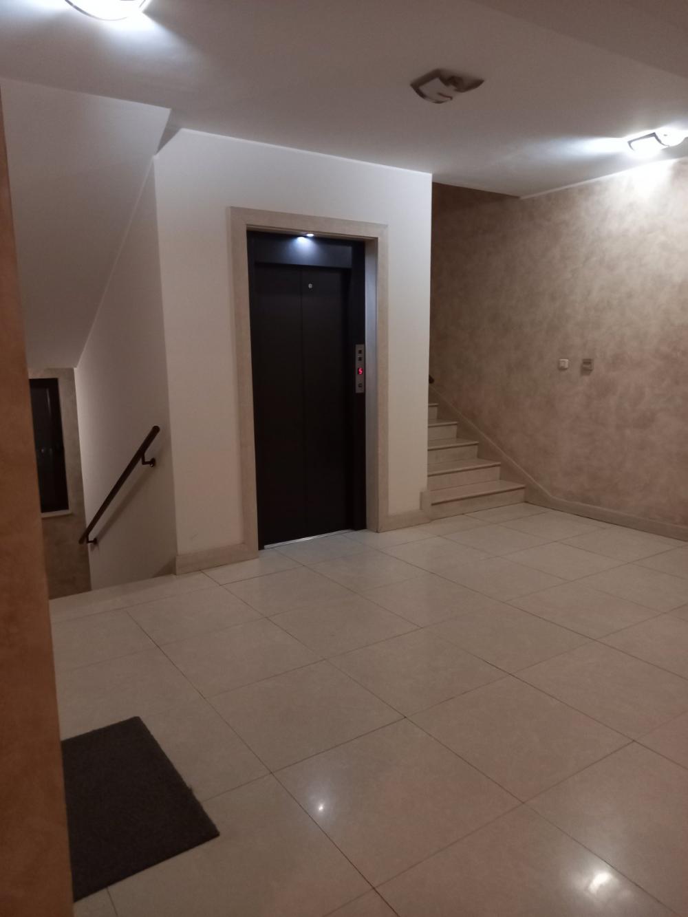 Stan na prodaju u Beogradu, Mirijevo, dvoiposoban, 66m2, cena 190000 evra