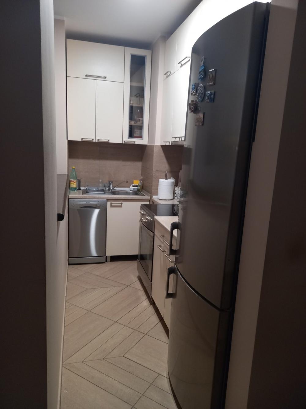 Stan na prodaju u Beogradu, Mirijevo, dvoiposoban, 66m2, cena 190000 evra