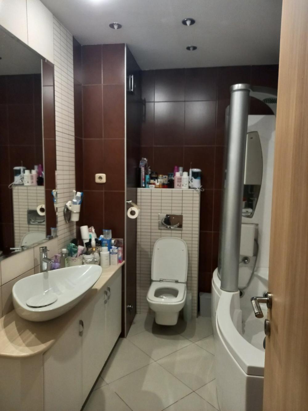 Stan na prodaju u Beogradu, Mirijevo, dvoiposoban, 66m2, cena 190000 evra