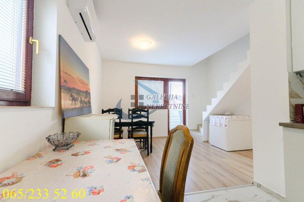 Stan na prodaju u Beogradu, Cerak, 120m2, cena 275000 evra
