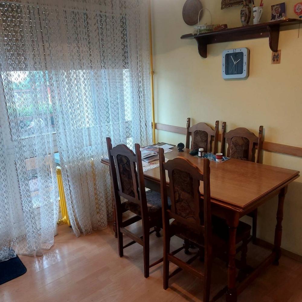 Stan na prodaju u Beogradu, Batajnica, dvosoban, 65m2, cena 125000 evra