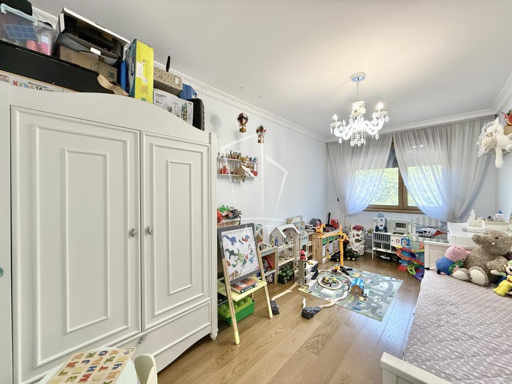 Stan na prodaju u Beogradu, Vračar, trosoban, 76m2, cena 320000 evra