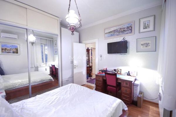 Stan na prodaju u Beogradu, Knez Mihailova, dvosoban, 47m2, cena 285000 evra