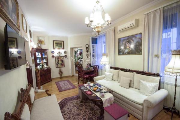 Stan na prodaju u Beogradu, Knez Mihailova, dvosoban, 47m2, cena 285000 evra