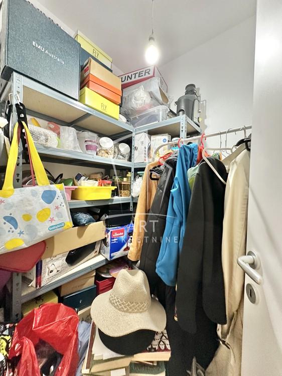 Stan na prodaju u Beogradu, Pašino brdo, dvoiposoban, 50m2, cena 187700 evra