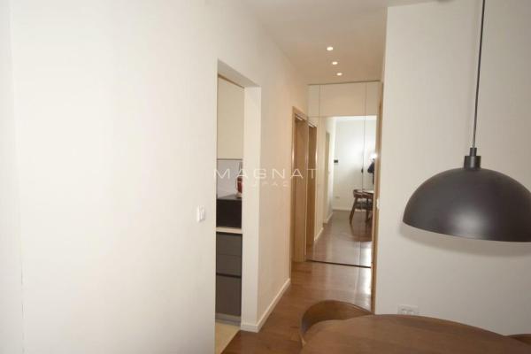 Stan na prodaju u Beogradu, Vračar, dvoiposoban, 54m2, cena 214000 evra