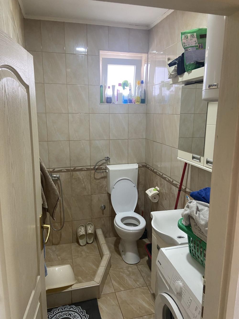 Stan na prodaju u Beogradu, Zemun polje, jednoiposoban, 40m2, cena 69000 evra