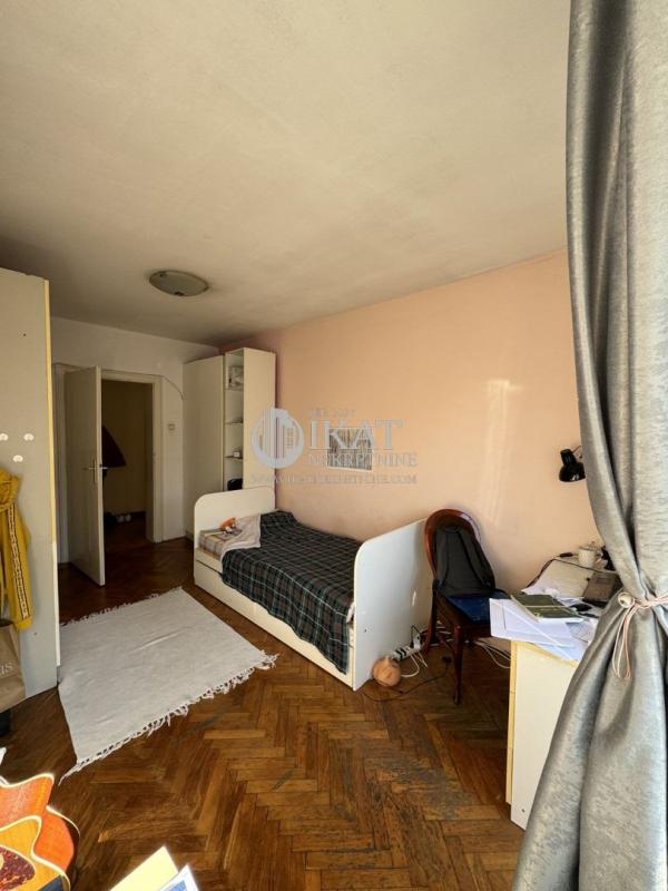 Stan na prodaju u Beogradu, Savski venac, trosoban, 75m2, cena 215000 evra