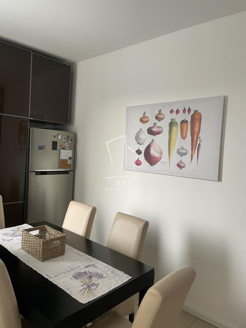 Stan na prodaju u Beogradu, Gornji Dorćol, trosoban, 72m2, cena 341500 evra