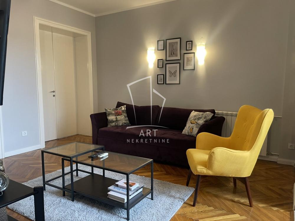 Stan na prodaju u Beogradu, Gornji Dorćol, trosoban, 72m2, cena 341500 evra