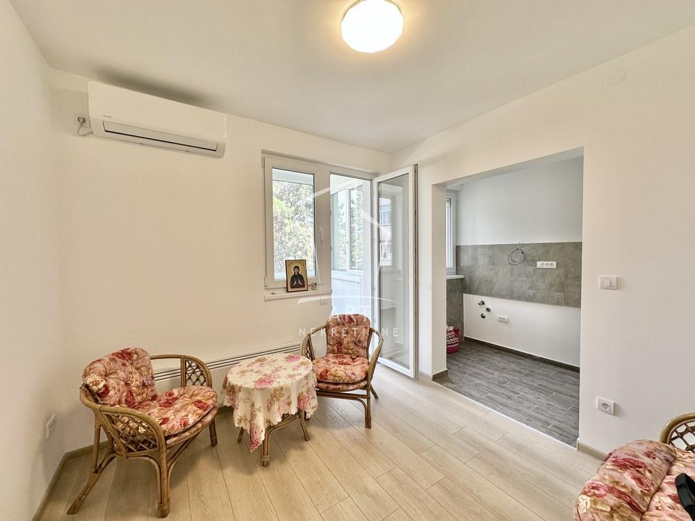 Stan na prodaju u Beogradu, Karaburma, dvosoban, 45m2, cena 138000 evra
