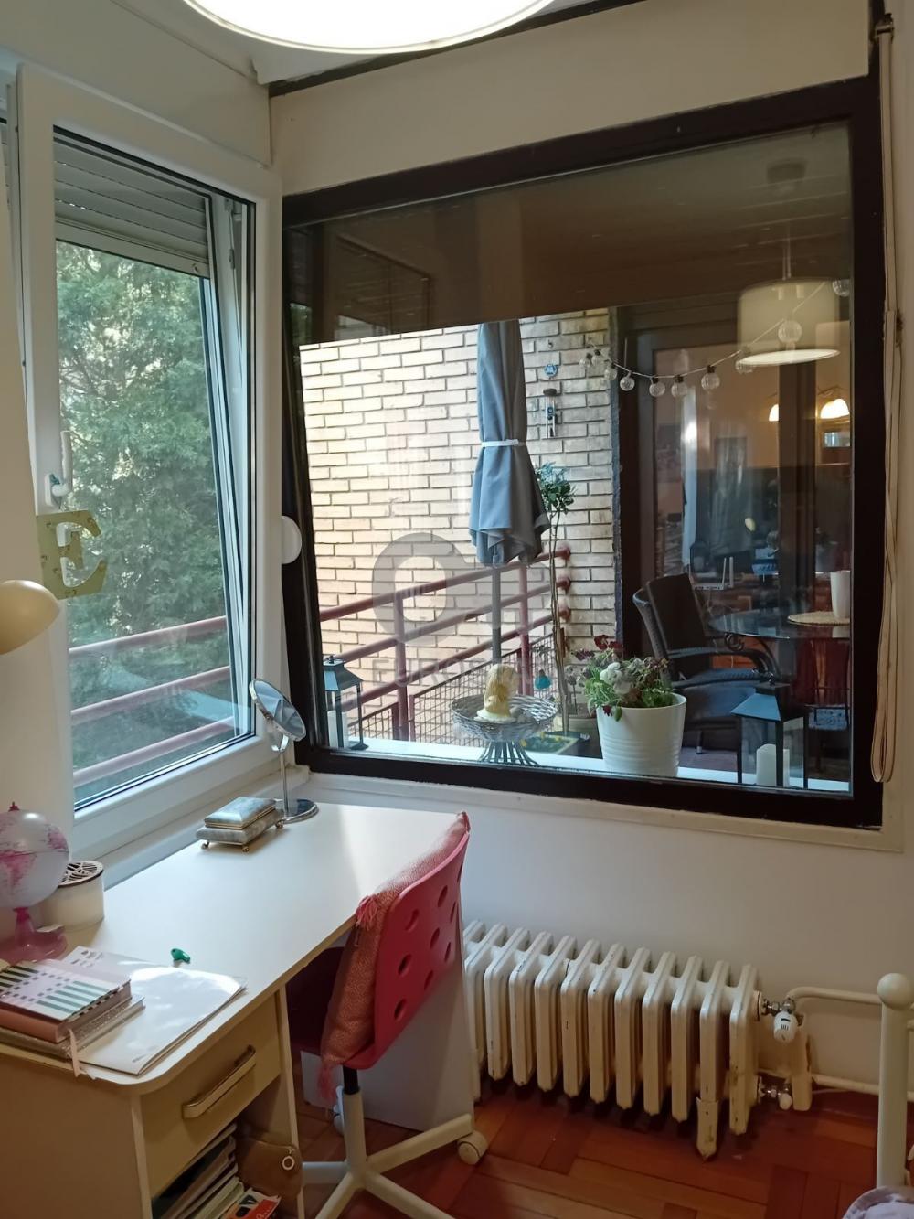 Stan na prodaju u Beogradu, Čukarica, troiposoban, 95m2, cena 268000 evra