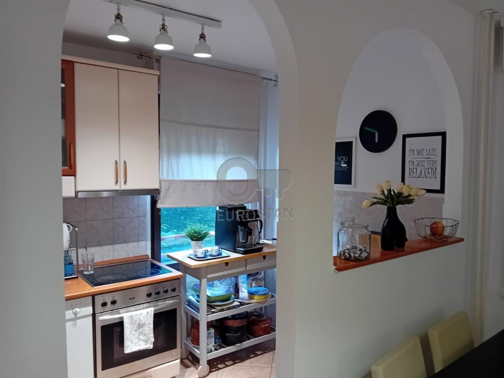 Stan na prodaju u Beogradu, Čukarica, troiposoban, 95m2, cena 268000 evra