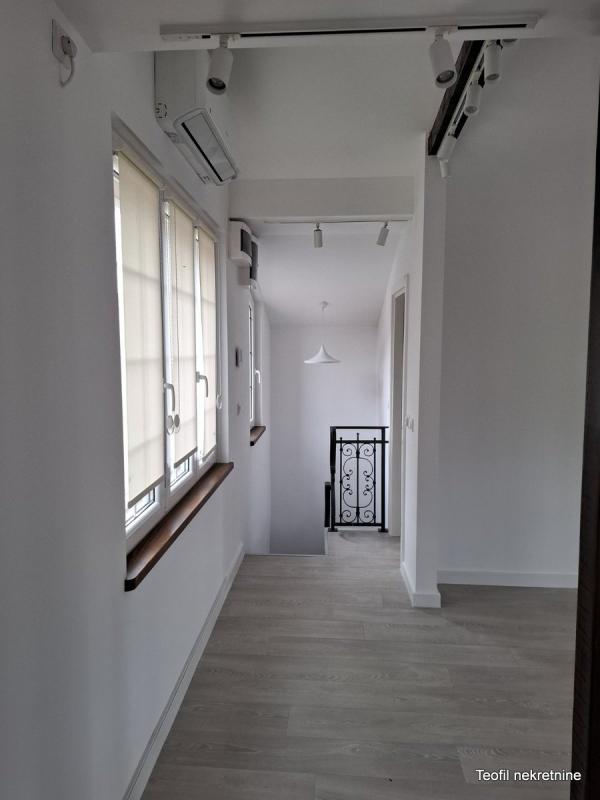 Stan na prodaju u Beogradu, Senjak, dvosoban, 70m2, cena 210000 evra