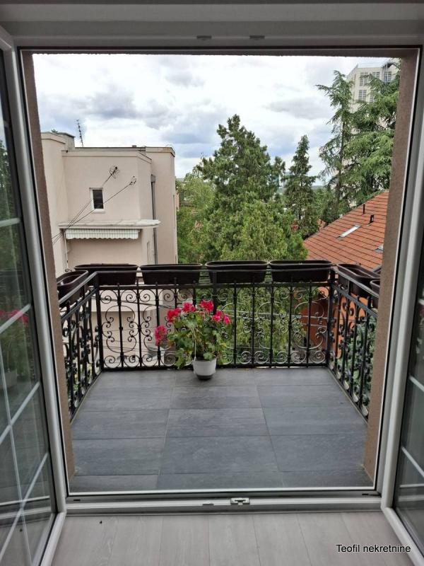 Stan na prodaju u Beogradu, Senjak, dvosoban, 70m2, cena 210000 evra