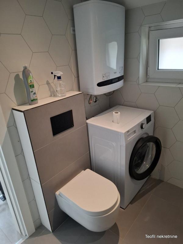 Stan na prodaju u Beogradu, Senjak, dvosoban, 70m2, cena 210000 evra