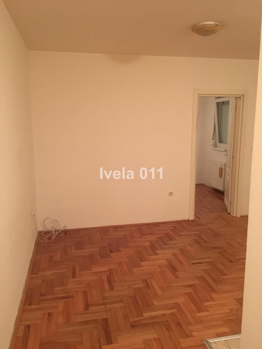 Stan na prodaju u Beogradu, Čukarica, jednoiposoban, 30m2, cena 81000 evra