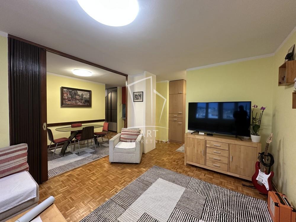 Stan na prodaju u Beogradu, Mirijevo, trosoban, 84m2, cena 210000 evra