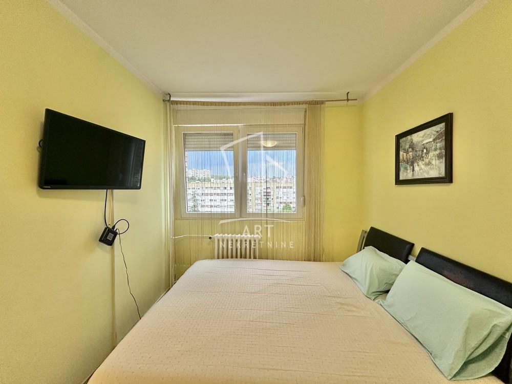 Stan na prodaju u Beogradu, Mirijevo, trosoban, 84m2, cena 210000 evra