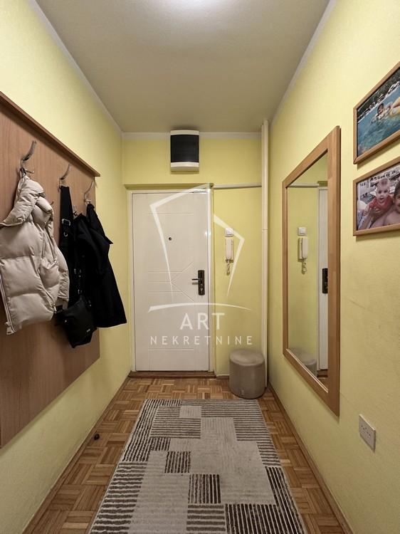 Stan na prodaju u Beogradu, Mirijevo, trosoban, 84m2, cena 210000 evra