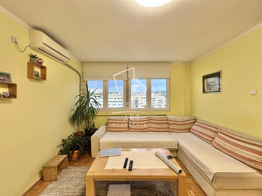 Stan na prodaju u Beogradu, Mirijevo, trosoban, 84m2, cena 210000 evra