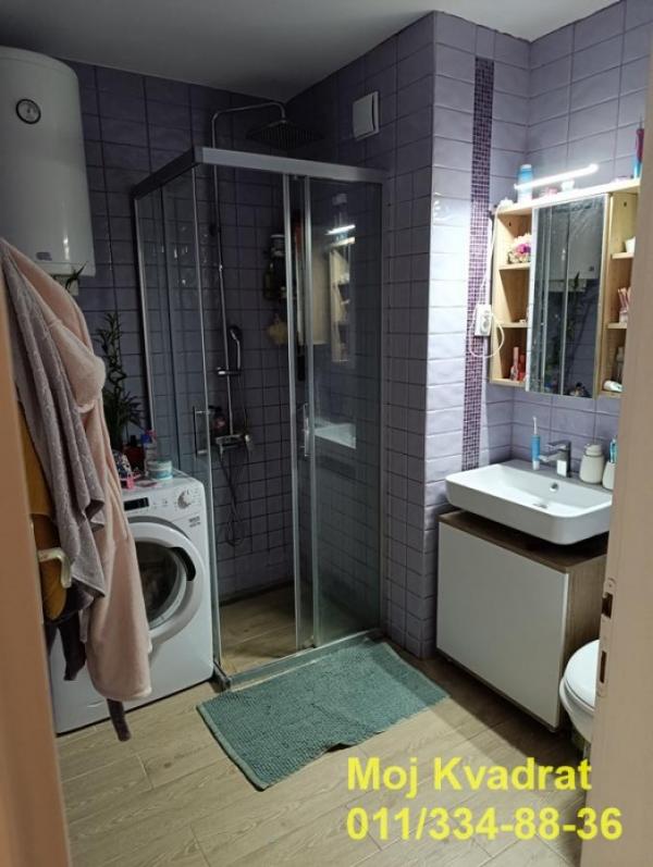 Stan na prodaju u Beogradu, Banovo brdo, dvosoban, 57m2, cena 162000 evra
