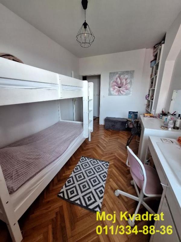 Stan na prodaju u Beogradu, Banovo brdo, dvosoban, 57m2, cena 162000 evra