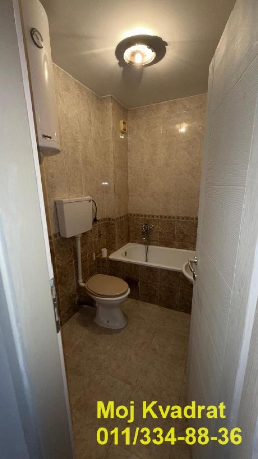 Stan na prodaju u Beogradu, Bele Vode, dvoiposoban, 51m2, cena 120000 evra