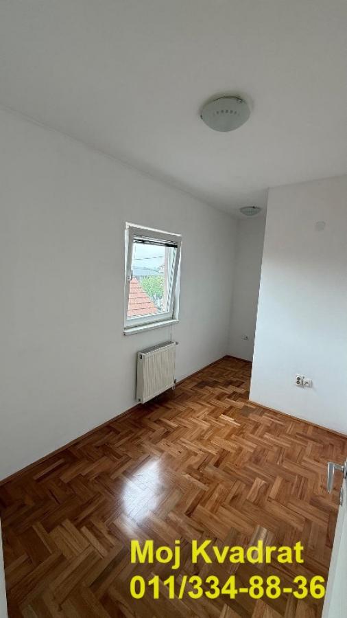 Stan na prodaju u Beogradu, Bele Vode, dvoiposoban, 51m2, cena 120000 evra