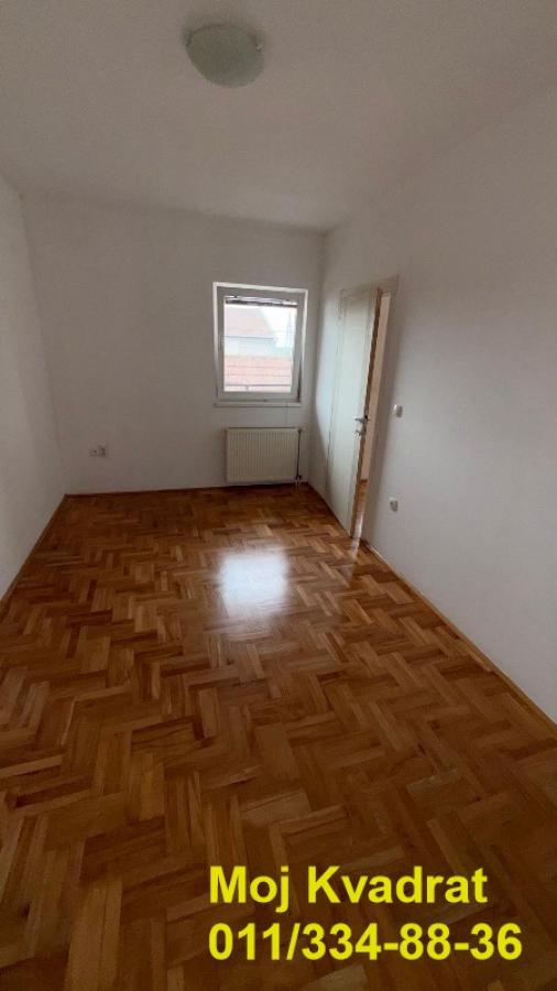 Stan na prodaju u Beogradu, Bele Vode, dvoiposoban, 51m2, cena 120000 evra