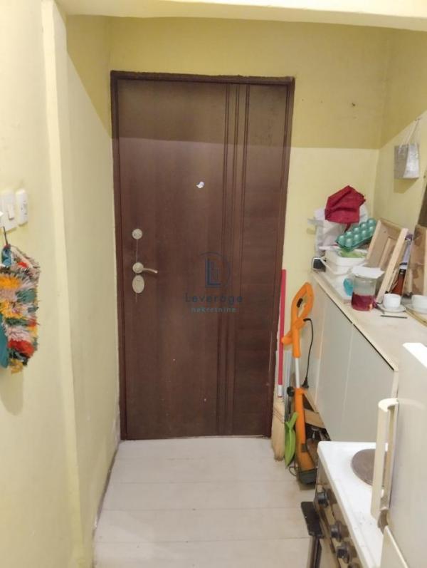 Stan na prodaju u Beogradu, Dedinje, jednoiposoban, 35m2, cena 65000 evra