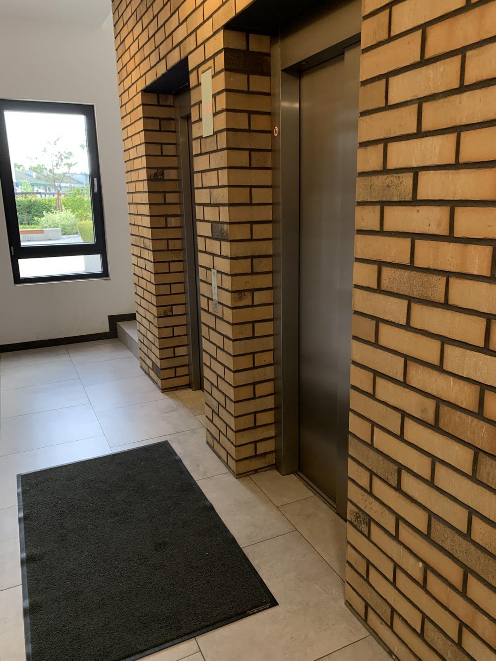 Stan na prodaju u Beogradu, Bežanijska kosa, dvosoban, 51m2, cena 208000 evra
