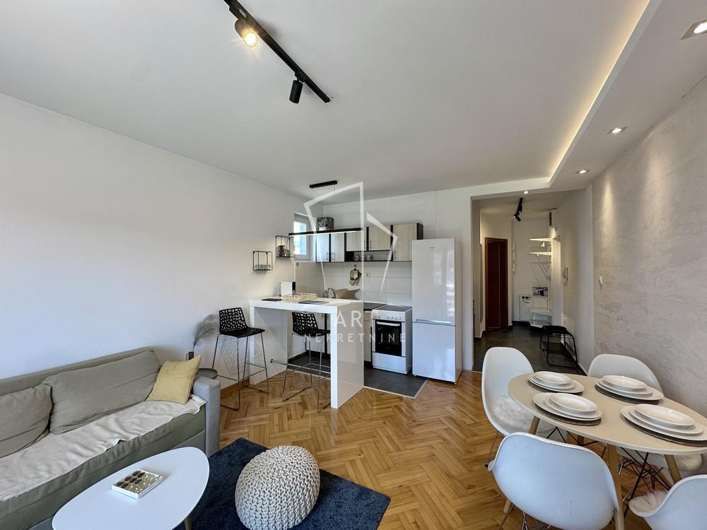 Stan na prodaju u Beogradu, Mirijevo, jednoiposoban, 38m2, cena 135000 evra