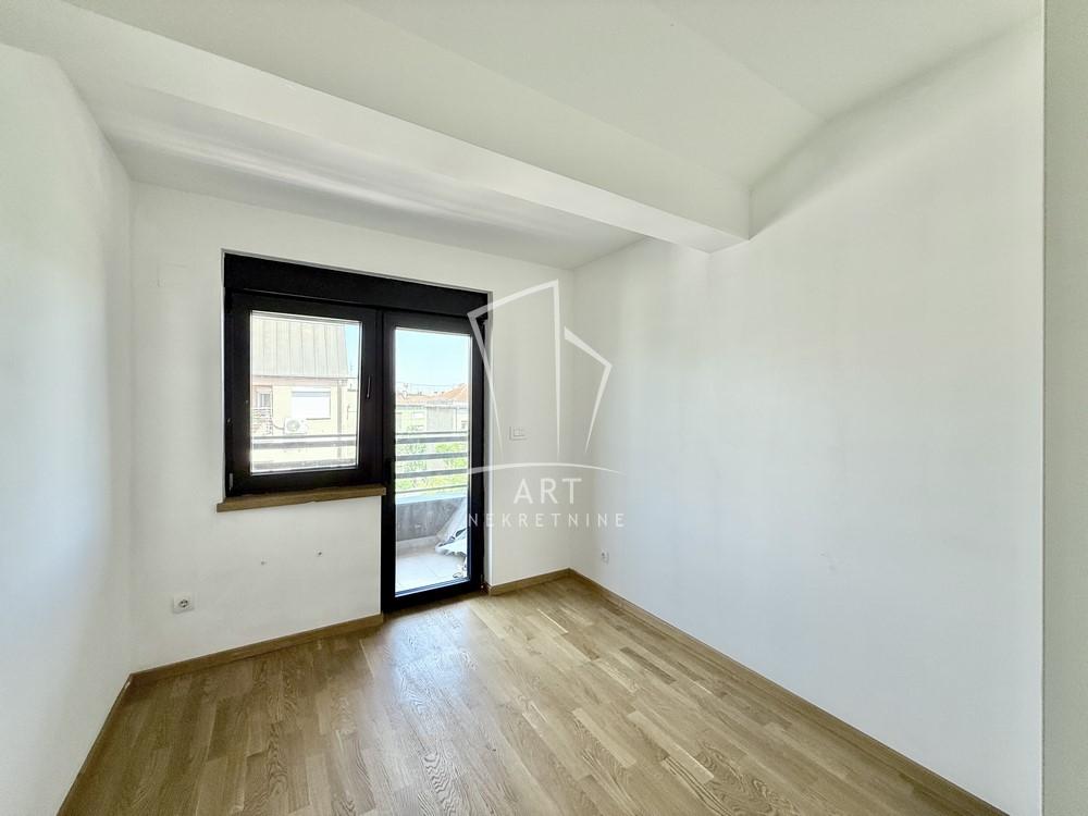 Stan na prodaju u Beogradu, Palilula, dvoiposoban, 62m2, cena 230000 evra