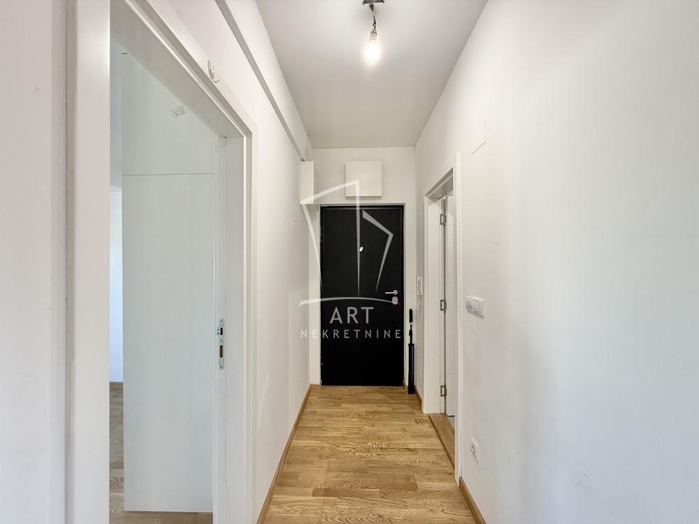 Stan na prodaju u Beogradu, Palilula, dvoiposoban, 62m2, cena 230000 evra