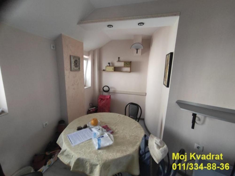 Stan na prodaju u Beogradu, Vračar (Hram), jednoiposoban, 33m2, cena 155000 evra