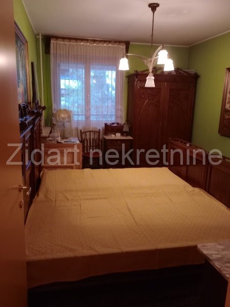 Stan na prodaju u Beogradu, Čukarica, trosoban, 84m2, cena 260000 evra