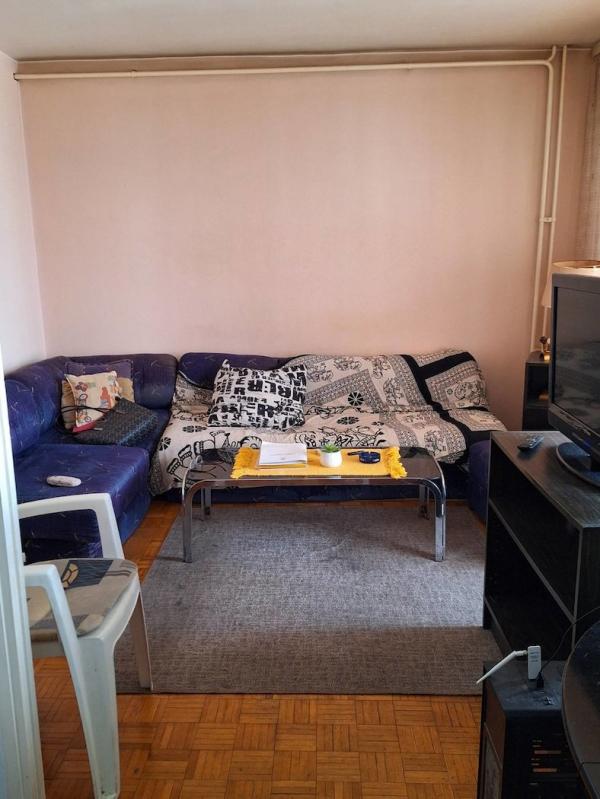 Stan na prodaju u Beogradu, Novi Beograd blok 62, dvoiposoban, 66m2, cena 175000 evra