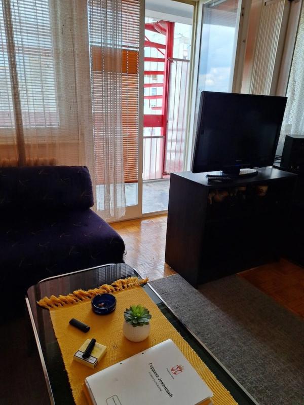 Stan na prodaju u Beogradu, Novi Beograd blok 62, dvoiposoban, 66m2, cena 175000 evra