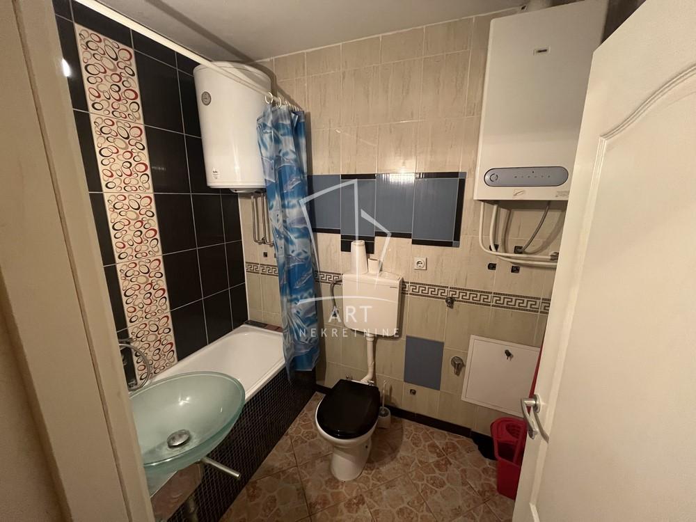 Stan na prodaju u Beogradu, Zvezdara, jednoiposoban, 36m2, cena 87500 evra