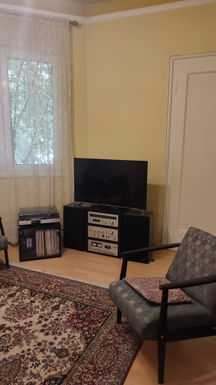 Stan na prodaju u Beogradu, Kalenić pijaca, trosoban, 76m2, cena 285000 evra